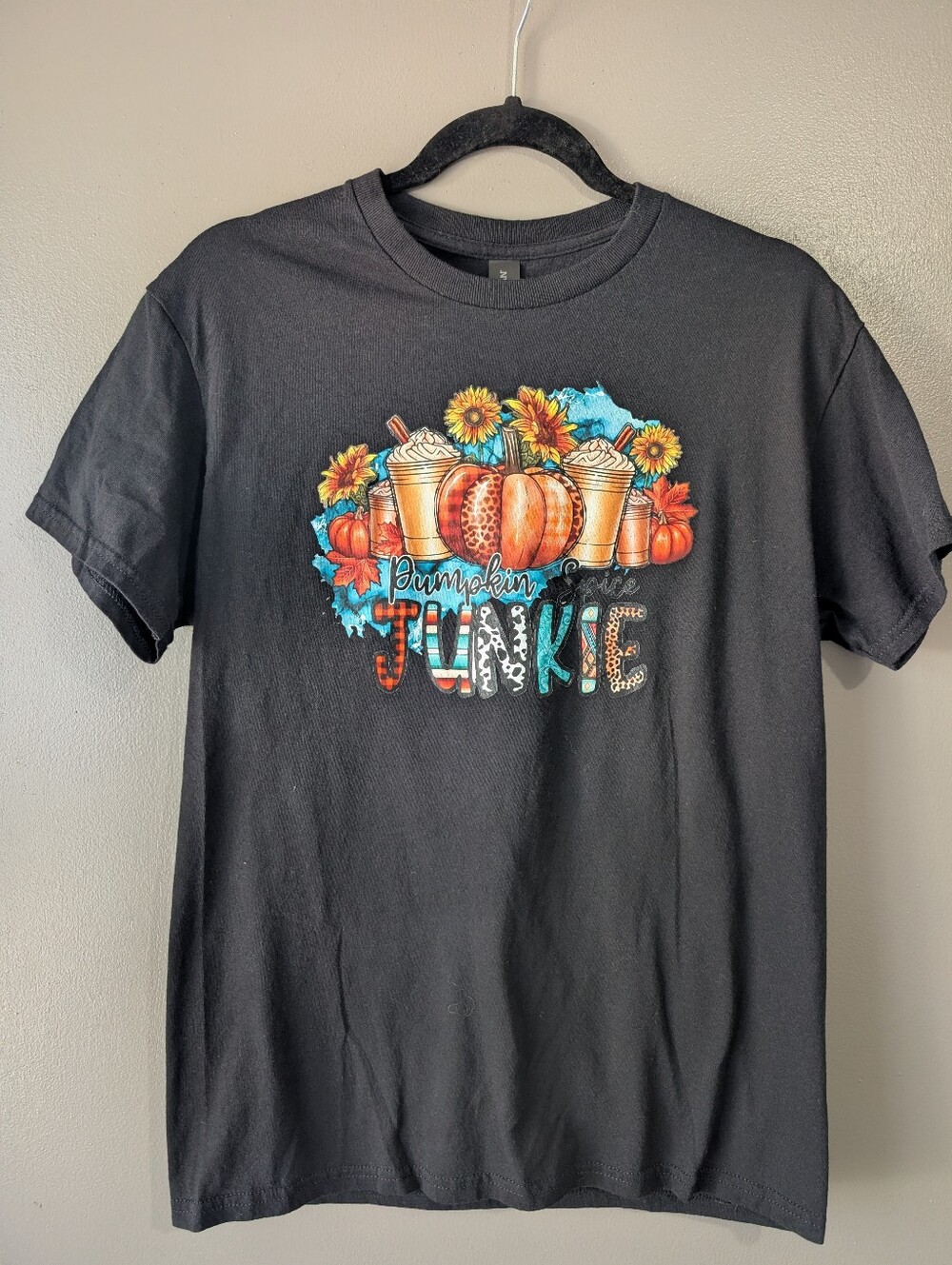 Gildan Pumpkin Spice Junkie Fall Graphic T-Shirt Black Medium